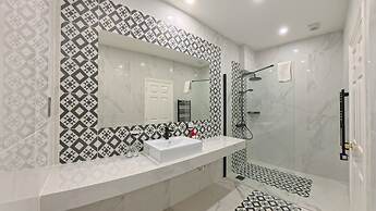 Muthu Fort William Hotel