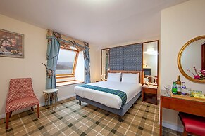 Muthu Fort William Hotel