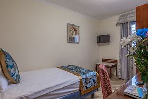 Muthu Fort William Hotel