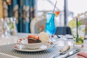 Muthu Fort William Hotel