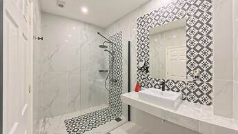 Muthu Fort William Hotel