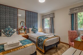 Muthu Fort William Hotel