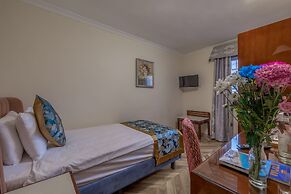 Muthu Fort William Hotel