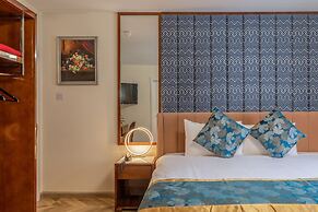 Muthu Fort William Hotel