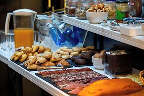 Hotel Apolonia