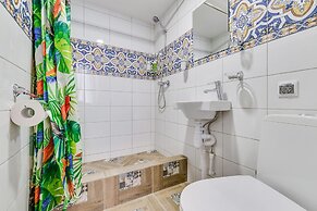 Sokroma Globus Aparts