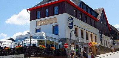 Pension und Café König