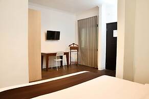 Tuju Abuserin Syariah