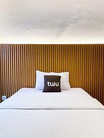 Tuju Abuserin Syariah