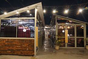 Tuju Abuserin Syariah