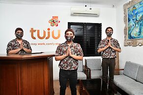 Tuju Abuserin Syariah