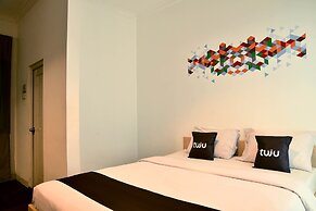 Tuju Abuserin Syariah