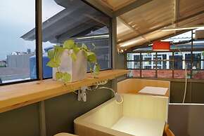 Tuju Abuserin Syariah