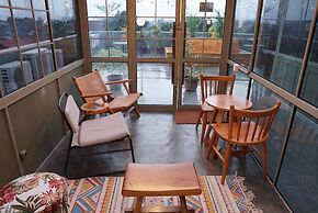 Tuju Abuserin Syariah