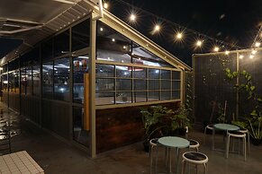 Tuju Abuserin Syariah