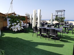 Morello Beach Hotel