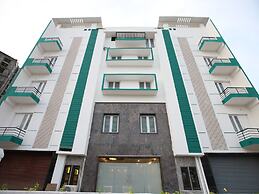 Capital O 14043 Hotel Star Holiday