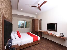 Capital O 14043 Hotel Star Holiday