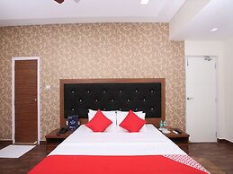 Capital O 14043 Hotel Star Holiday