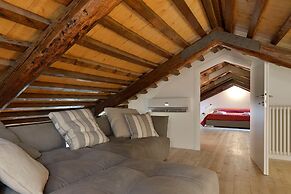 Arsenale Canal View Apartments