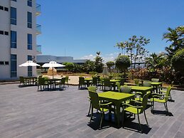 Mactan Newtown with Ocean View