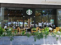 Mactan Newtown with Ocean View