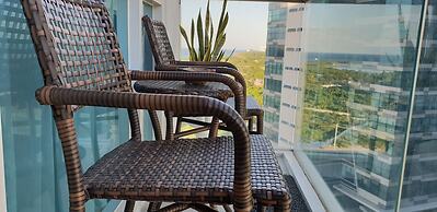 Mactan Newtown with Ocean View