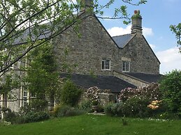 Roundhill Farmhouse