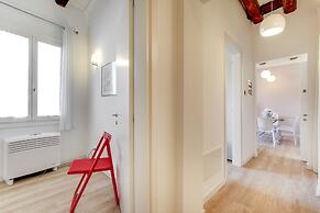 Rialto Botteri Apartments