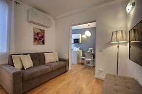 Rialto Botteri Apartments