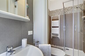 Rialto Botteri Apartments