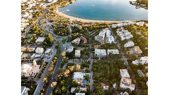 Perfect Athenian Villa