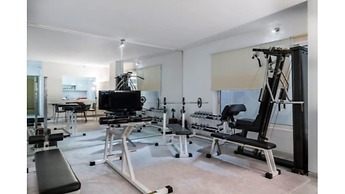 Perfect Athenian Villa