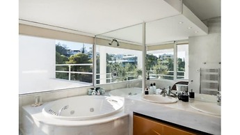 Perfect Athenian Villa