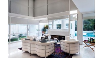 Perfect Athenian Villa