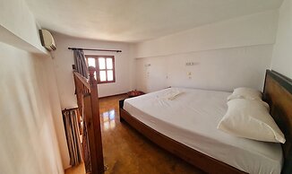 Lindos centre studios