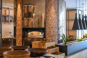 Four Seasons Hotel Bengaluru at Embassy One