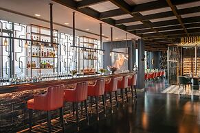 Four Seasons Hotel Bengaluru at Embassy One