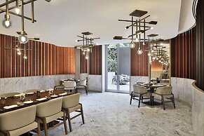 Four Seasons Hotel Bengaluru at Embassy One