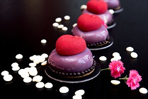 Four Seasons Hotel Bengaluru at Embassy One