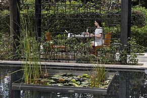 Four Seasons Hotel Bengaluru at Embassy One