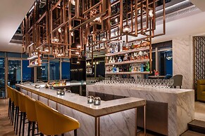 Four Seasons Hotel Bengaluru at Embassy One