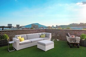 The Edwin Hotel, Autograph Collection