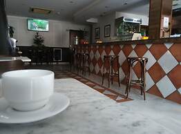 Hotel Calderon