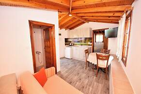 Derin Suite Hotel