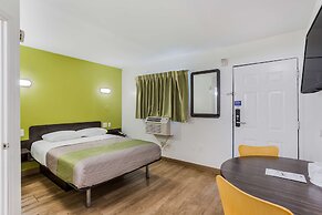 Motel 6 Jacksonville, FL - South