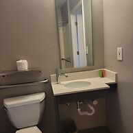 Studio 6 Greensboro, NC - I-40