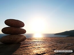 Avissalou Apartments