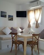 Avissalou Apartments