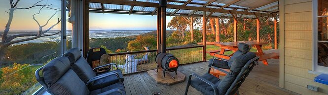 Island View Spa Cottage